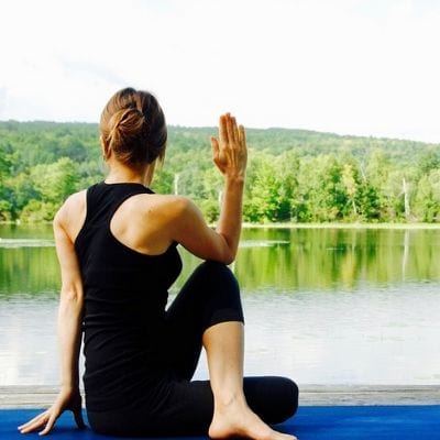Yoga  upplevelser att ge i present 