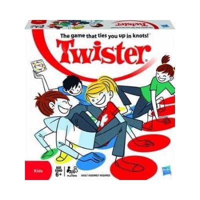 Twister är ett kul spel att spela med barnen