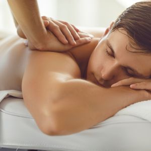 massage en romantisk present till pojkvän