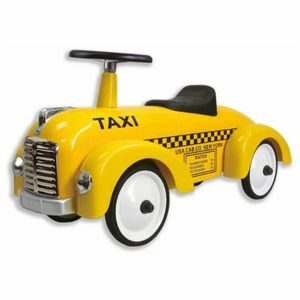 En bra doppresent till en pojke är en taxi